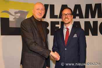 Jan Mortelmans draagt voorzitterschap Vlaams Belang Lier-Koningshooikt over aan Sander Roelandt