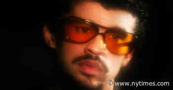 Bad Bunny Talks ‘Debí Tirar Más Fotos,’ His ‘Most Puerto Rican’ Album Yet