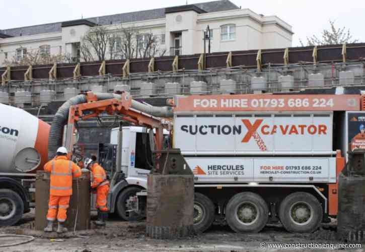 Hercules to offload suction excavator arm