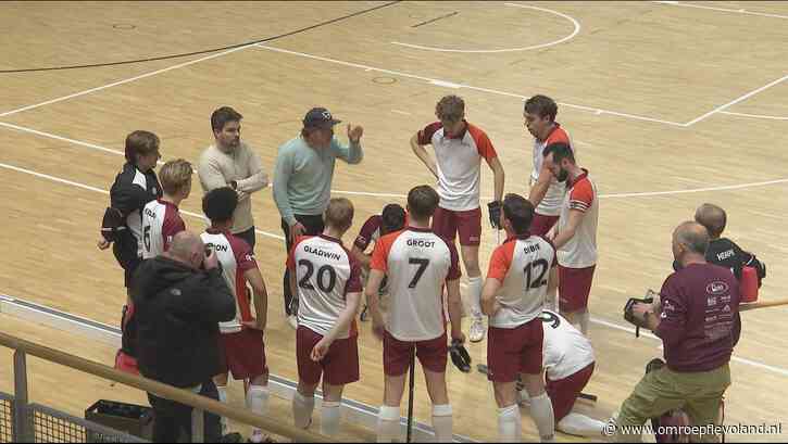 Almere - Hockeyers Almere blijven verliezen in de zaal, 'Er vallen harde woorden'