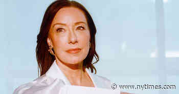 Molly Parker Scrubs In for ‘Doc’