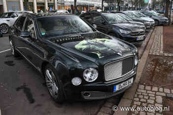 Gespot – Stijlvolle Bentley heeft een iets minder stijlvolle sticker…