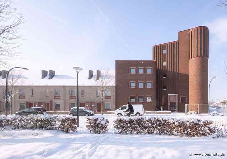 Amsterdamse School statt Superdutch
 - Wohngebäude in Maastricht von Martens Willems & Humblé