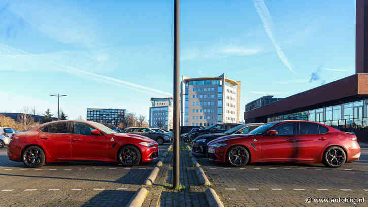 Alfa Romeo verkopen bijna gehalveerd in Nederland