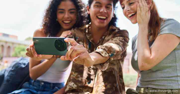 ‘Max Ink Mode’ makes TCL’s screens even inkier