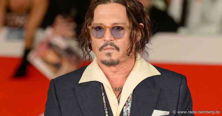 Johnny Depp warnt Fans vor Internetbetrügern