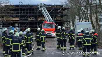 Großbrand zerstört Neubau der Grundschule Mendelstraße