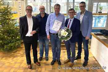 Bäderbetriebsleiter aus Warburg feiert Jubiläum