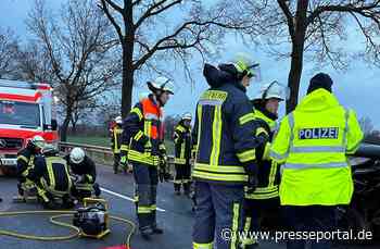 FW-ROW: Verkehrsunfall mit eingeschlossener Person