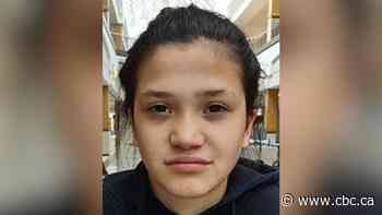 Missing 17-year-old girl last seen in West Broadway area on Thursday: Winnipeg police