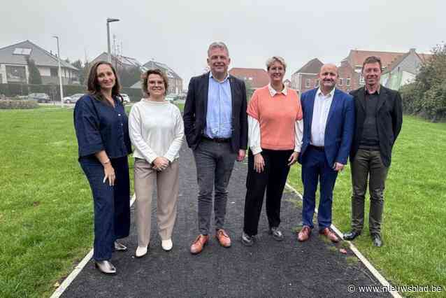 Kustgemeente neemt maatregelen door zorgwekkende financiële situatie: “Maar we  gaan belastingen niet verhogen”