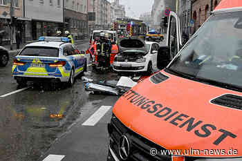 Unfall auf der Kreuzung Neu-Ulmer Innenstadt