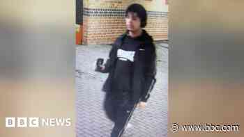 Police hunt after man exposes himself to child on bus