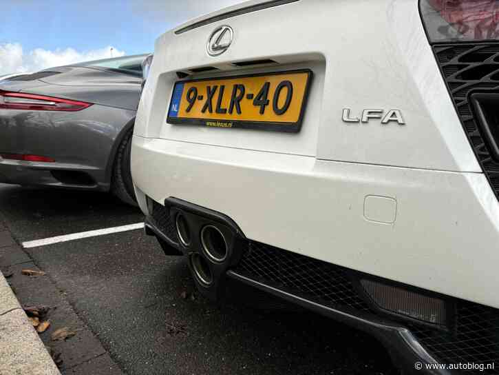 Luister hier 3 uur lang naar het motorgeluid van de Lexus LFA