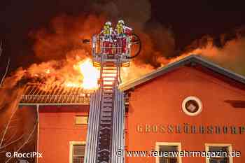 Triebfahrzeugführer entdeckt Dachstuhlbrand