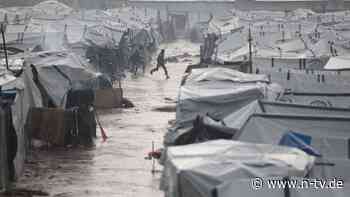 Gefahr durch Regen und Kälte: Tote Neugeborene: Rotes Kreuz drängt auf Zugang zum Gazastreifen