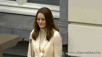 Schotense Stephanie Vanden Eede legt eed af als nieuw Vlaams parlementslid