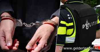 Arnhemse leerkracht ook vast voor verspreiden foto’s leerlingen en vrouwelijke medewerkers: basisscholen reageren geschokt