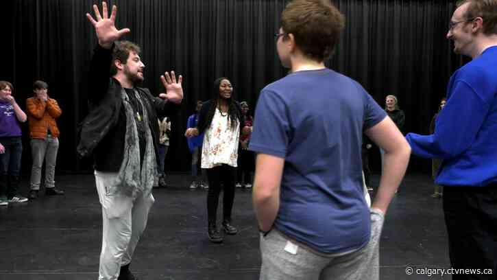 'Beetlejuice' musical actor visits drama students at Bowness High School