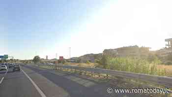 Il quartiere assediato dai rumori del raccordo. L'inquinamento è certificato da anni, ma i pannelli fonoassorbenti non arrivano