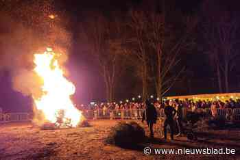 Handvol verenigingen houdt vast aan  traditie van kerstboomverbranding