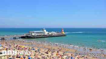 No return for pier pleasure boats after beach deaths