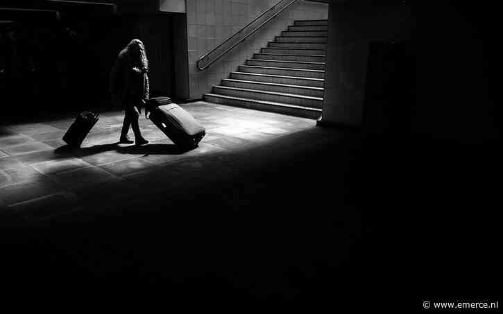 Mews via overname steviger in Oceanië en VK