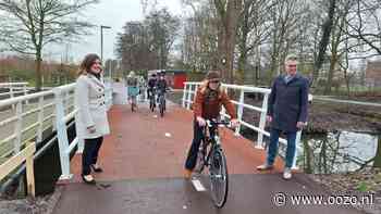 Kindercomité opent fietsbrug in bijzijn van wethouders
