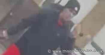 Police launch hunt for man after machete assault in Plaistow