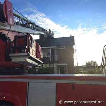 Brandweer in actie voor schoorsteenbrand PC Hooftlaan