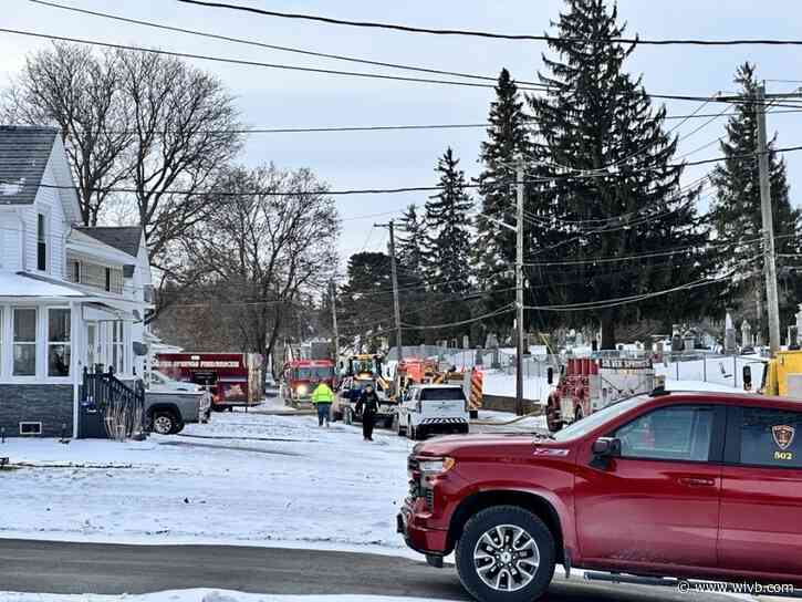 1 dead, 3 hospitalized after house fire in Perry