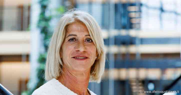 Le battaglie di Carolina Morace, dal calcio alla politica col M5s: “C’è ancora tanta sofferenza, qui a Bruxelles una cosa mi fa più male”