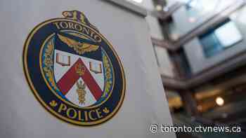 Man dies after falling through ice in Lake Ontario: police