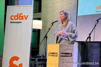 Minister Annelies Verlinden op CD&V-receptie in Antwerpen: “Ontnuchterend om te zien waar we in federale onderhandelingen nog maar staan”