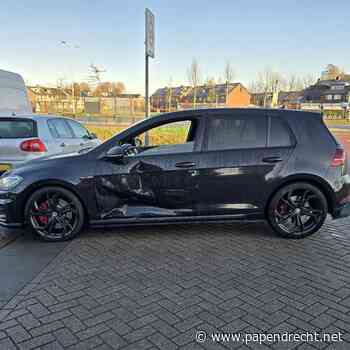 Botsing tussen twee auto's op kruising Jan Steenlaan en Ary Scheffersingel