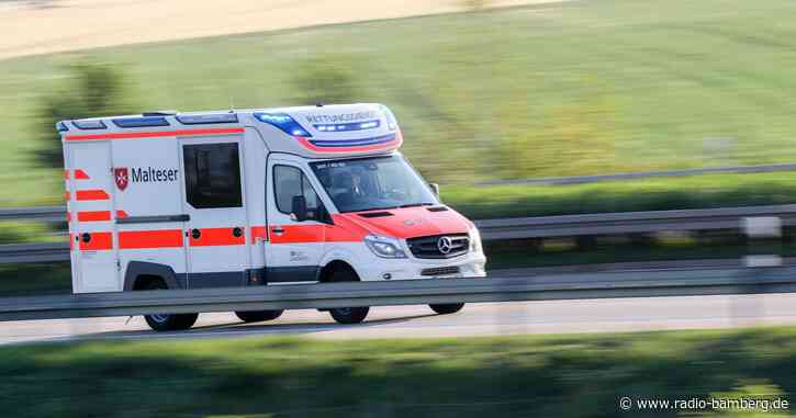 E-Scooter-Fahrer von Auto erfasst und schwer verletzt