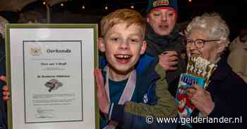 Teun (13) krijgt jeugdlintje voor actie na fataal ongeluk: belt 112 en regelt hulp