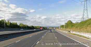 Delays of more than an hour after three car crash shuts stretch of M25