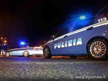 Le molestie, i cori per Ramy, poi l'aggressione degli stranieri contro la polizia: "Dovete morire" 