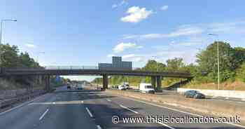 Stretch of M25 shut after 'multi-vehicle crash' - as it happened