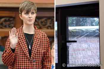 Laura (29) komt thuis van kerstfeest en ontdekt inbraak in woning: “We vreesden eerst dat onze katten gevlucht waren”