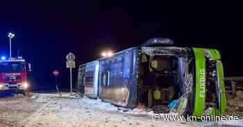 Brandenburg: Schwerer Flixbus-Unfall auf winterlicher A11 – zwei Tote