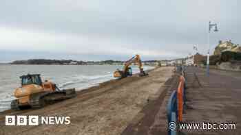 Five-week beach closure for sea wall repairs