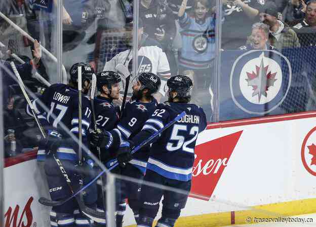 Hellebuyck helps Jets roll over Avalanche 3-0