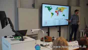 Ende der Kreidezeit: Landkreis Rosenheim rüstet Schulen um - das kostet der Spaß