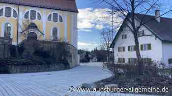 Der Eresinger Dorfplatz ist jetzt neu gepflastert