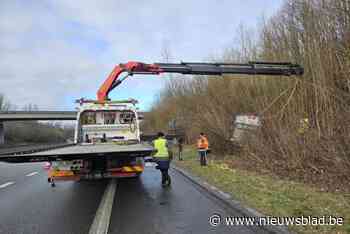 Vijf voertuigen betrokken bij reeks ongevallen langs E403