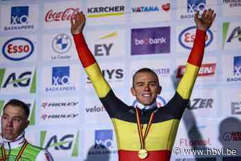 Thibau Nys wint eerste Belgische titel met het hoofd en de benen: “Eén van de mooiste wedstrijden die ik ooit gereden heb”