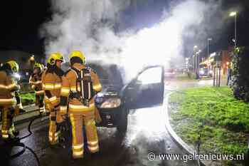 Auto in brand op parkeerterrein McDonald’s