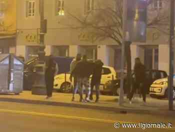 Rissa con spranghe e bastoni a Trieste tra afghani e pakistani: ci sono feriti